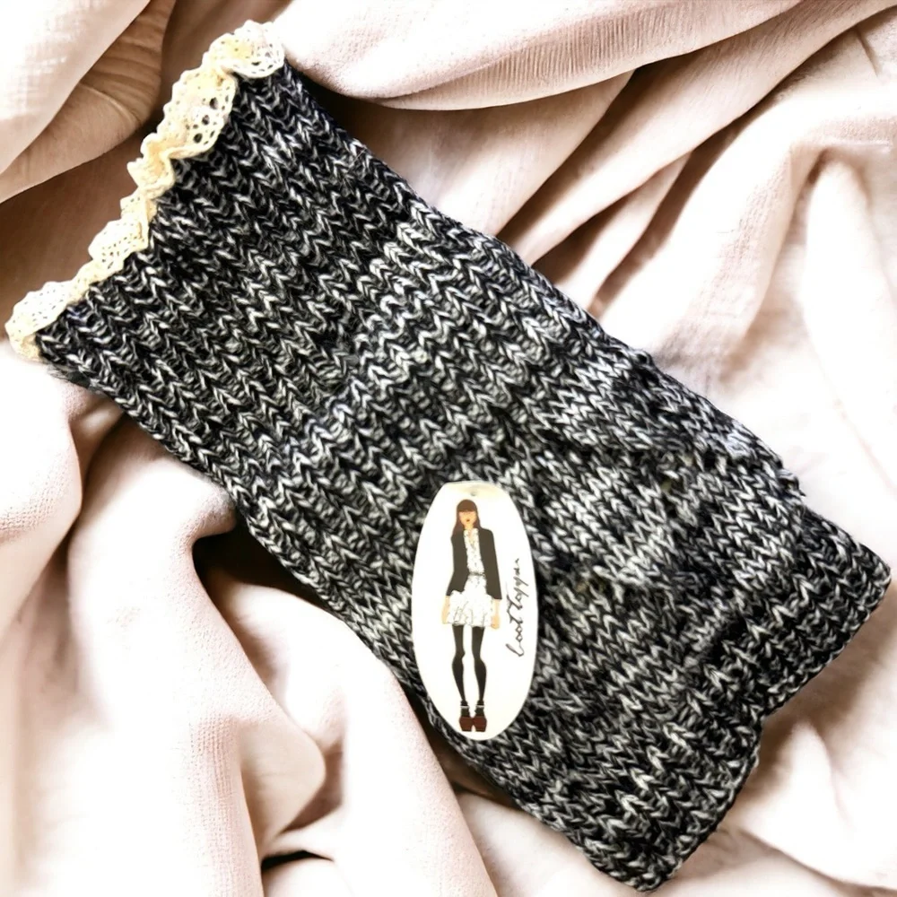 NWT Kensie Black White Knit Boot Toppers Cozy Winter Boot Cuffs
